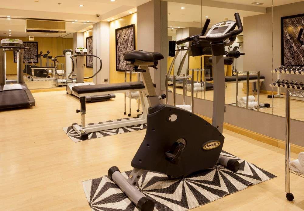 Ac Hotel Malaga Palacio By Marriott Ngoại thất bức ảnh