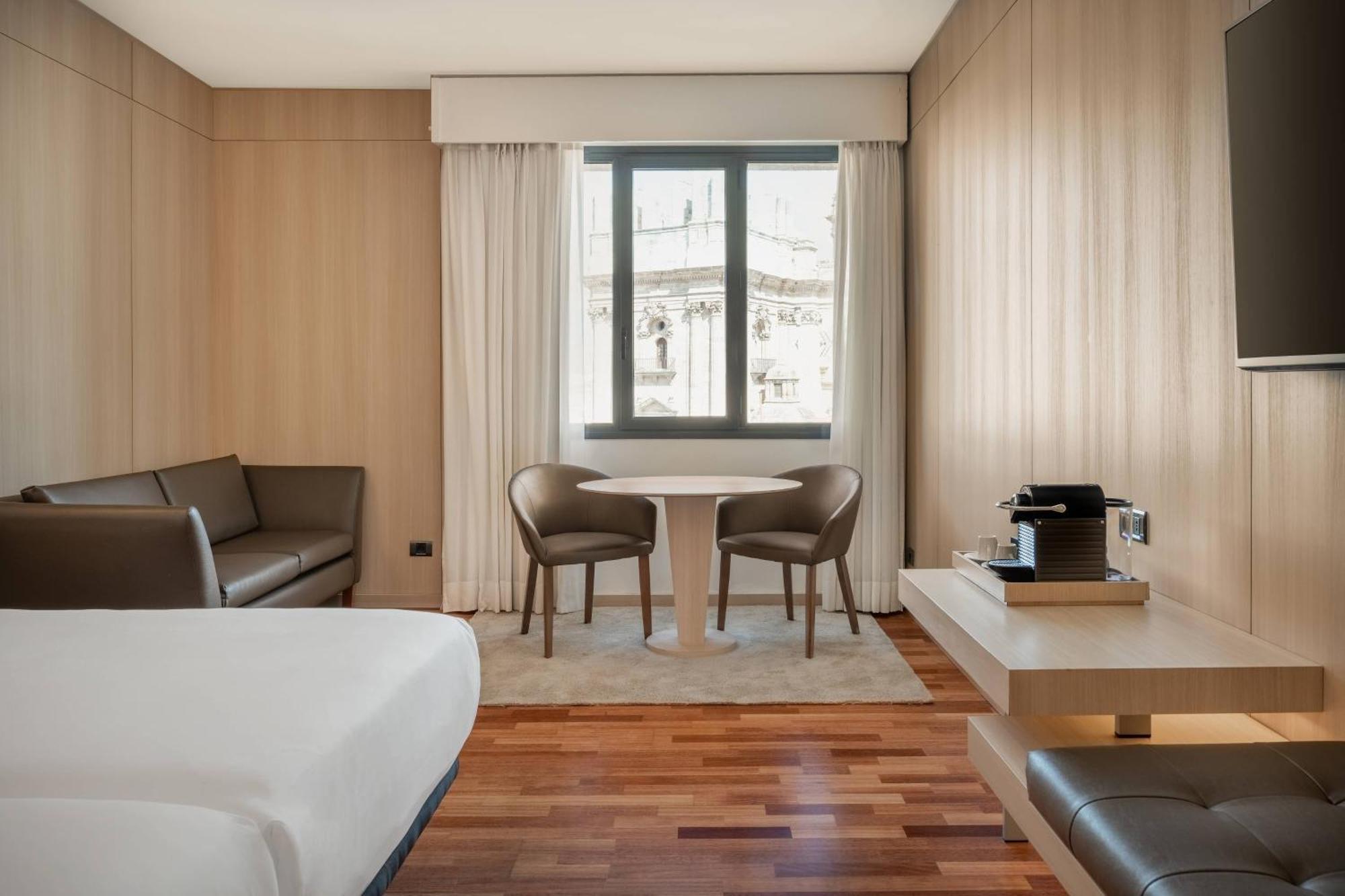 Ac Hotel Malaga Palacio By Marriott Ngoại thất bức ảnh